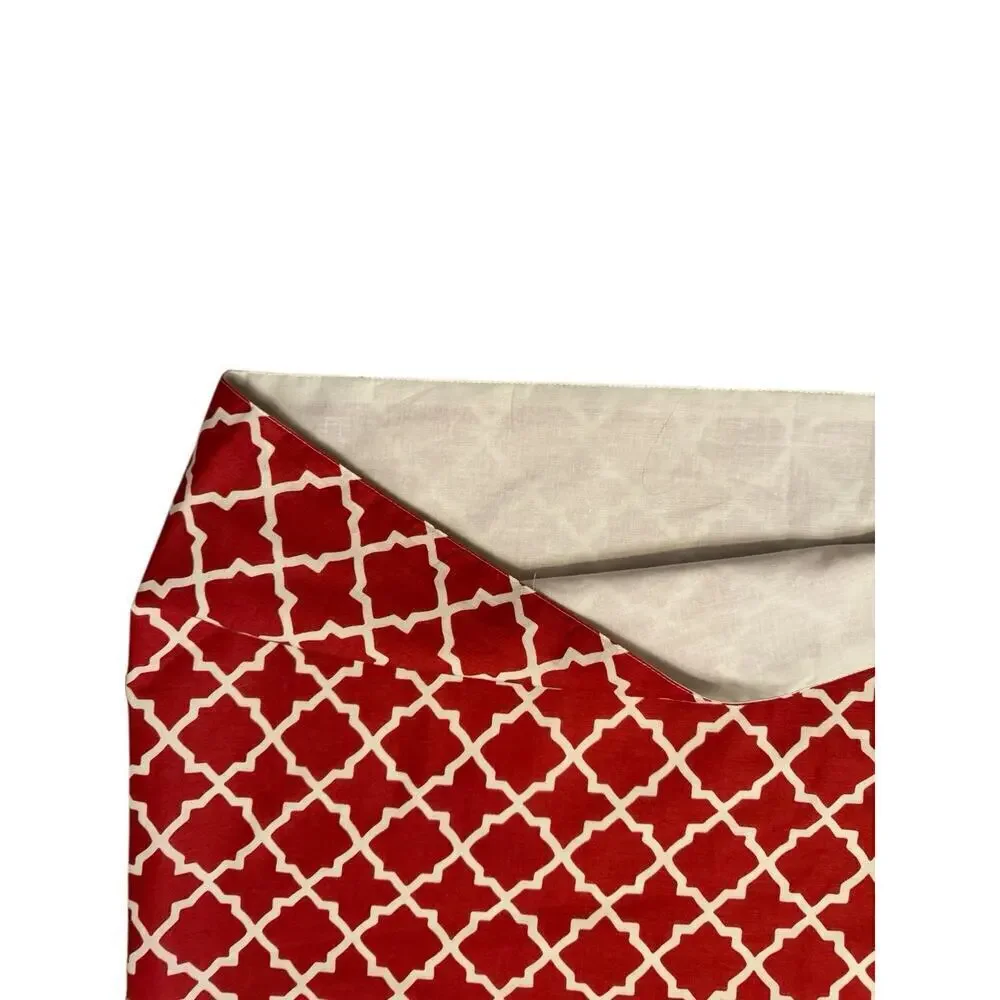 Pottery Barn Table Runner Muted Red/Rust Cream Trellis Design Cotton 108” X 18”
